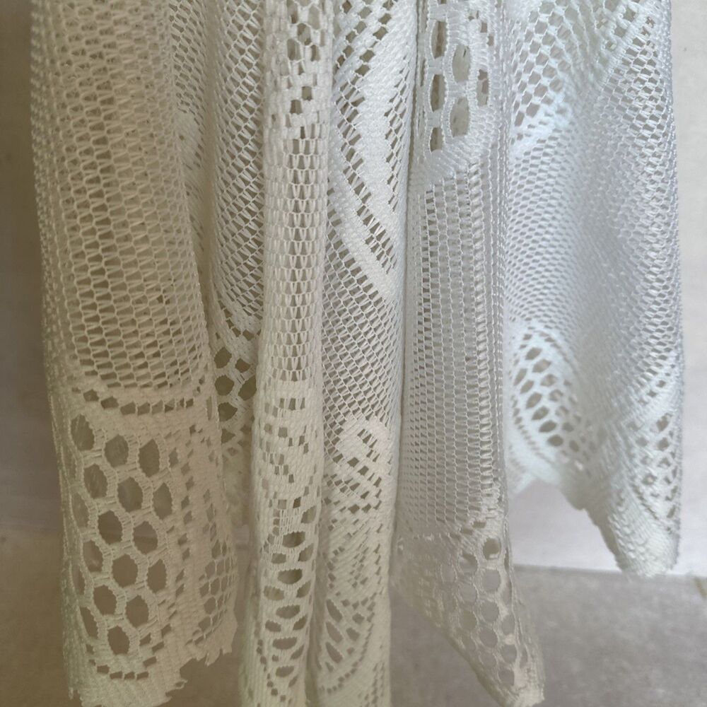 round table cover - Picture 12 of 12
